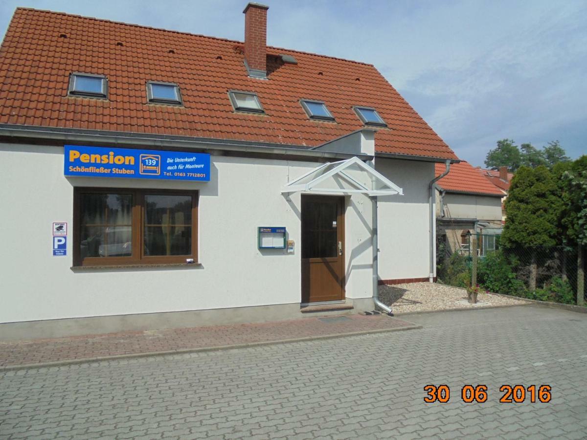 Zimmervermietung Schoenfliesser Stuben Auch Fuer Monteure Eisenhuettenstadt Exterior photo